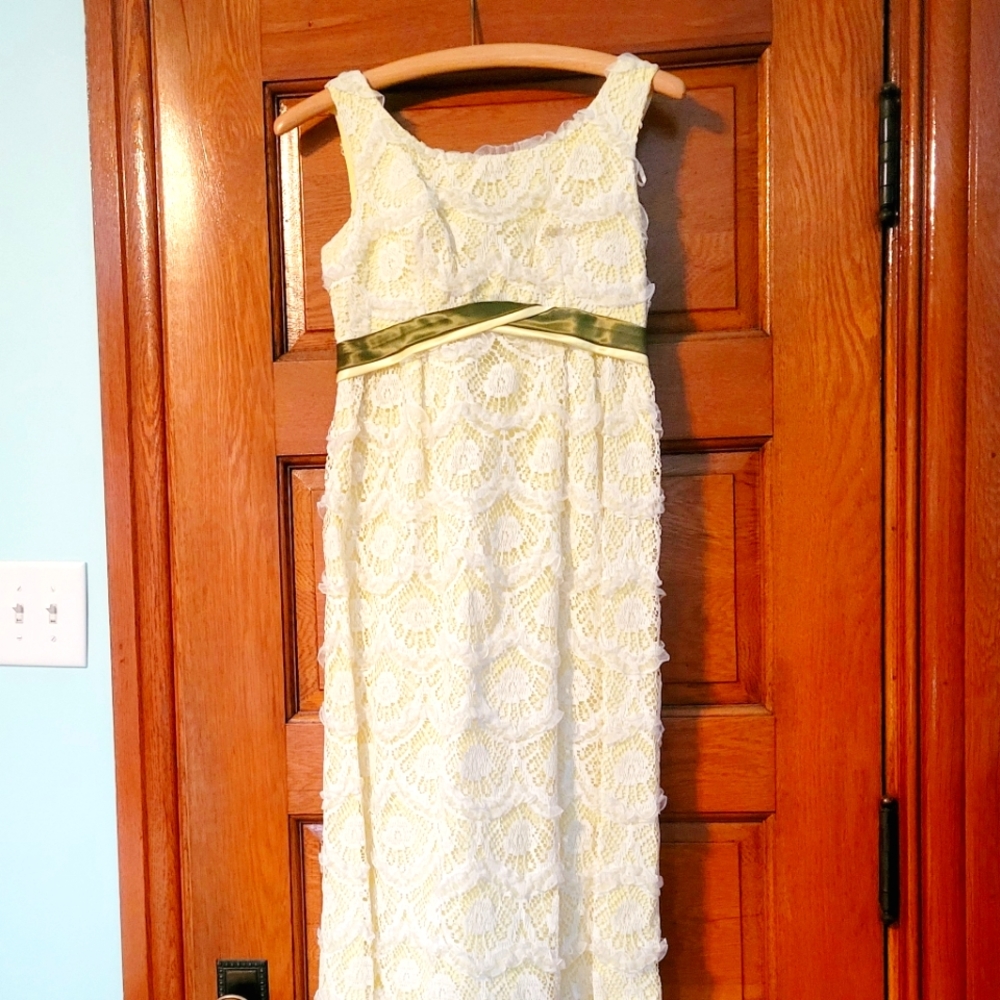 Vintage Lace Gown Gem